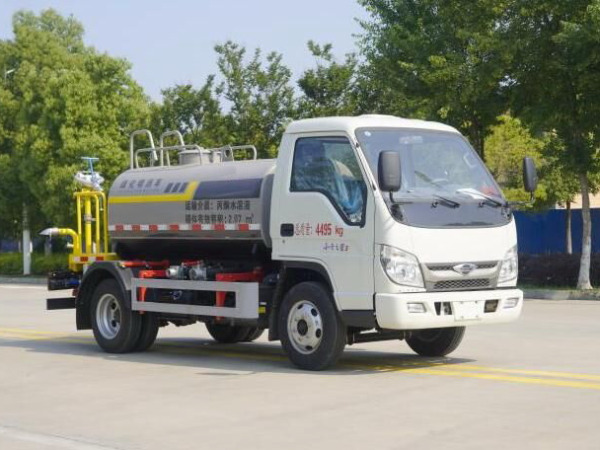 時(shí)代小卡之星灑水車