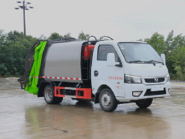東風(fēng)途逸壓縮式垃圾車（5立方）
